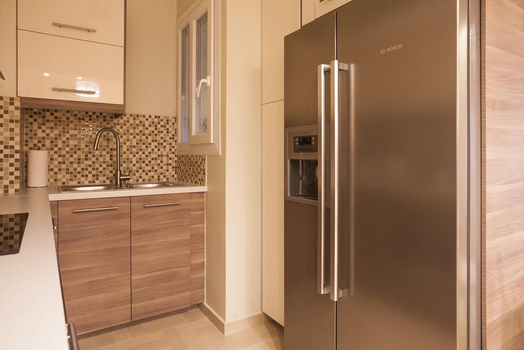 Elegant And Safe Gold And Blue Apartment Walk To Acropolis Афіни Екстер'єр фото